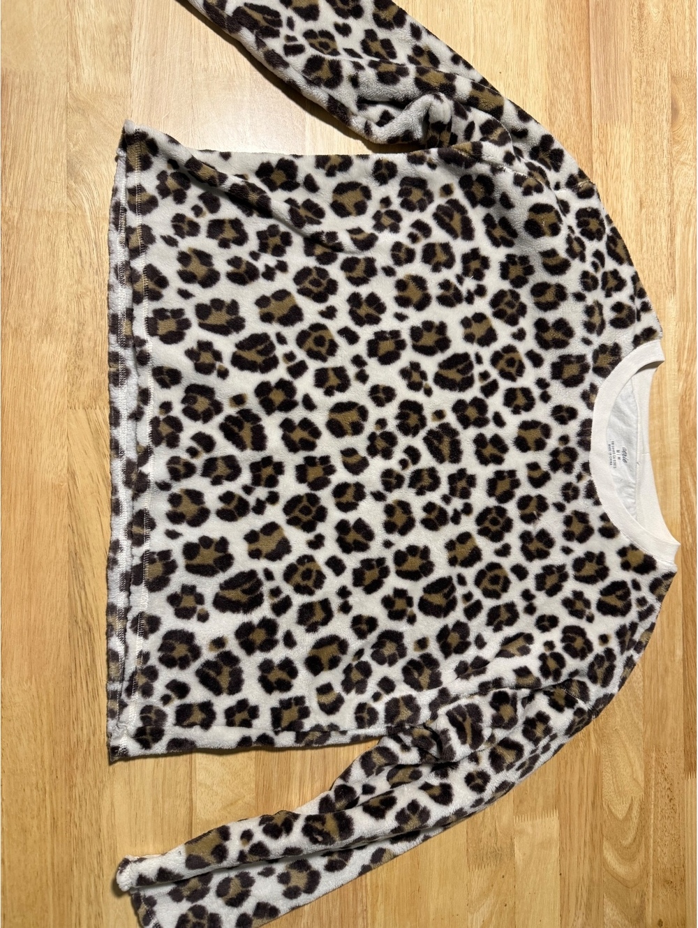 Women’s Aerie Leopard Print Plush Fleece Sweatshirt Size Medium